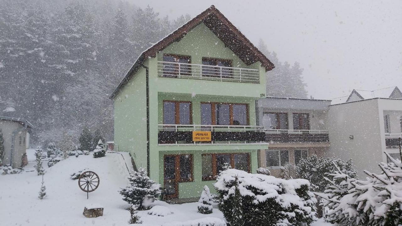 Privat Jan Apartment Lucky
